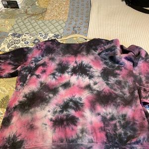 Torrid tie dye sweatshirt Size 2 super soft MINT!